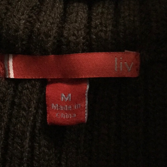 Liv Sweater Size M - Picture 4 of 11